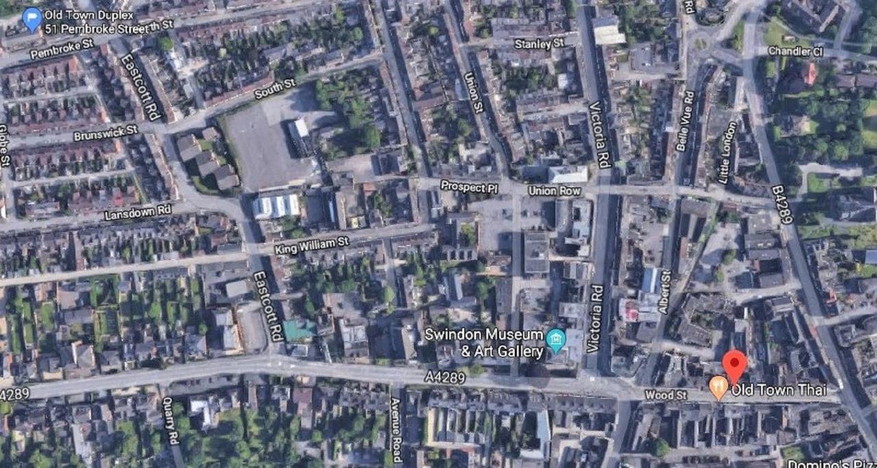 Swindon Old Town Duplex - Entercloud9Sa Apartment Екстериор снимка