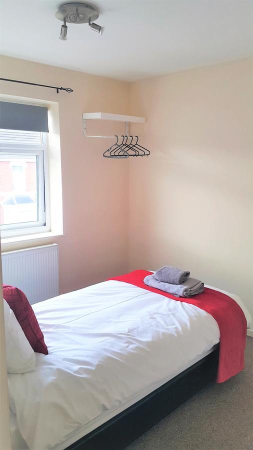 Swindon Old Town Duplex - Entercloud9Sa Apartment Екстериор снимка